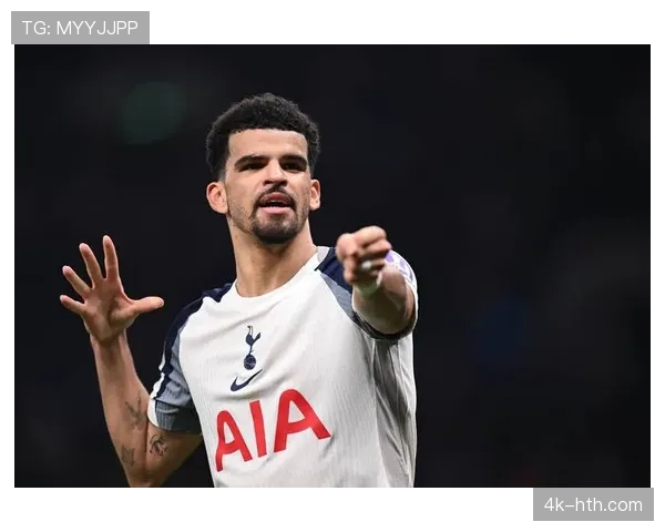 深度调查：足球博彩广告在英超比赛中无处不在引发健康担忧